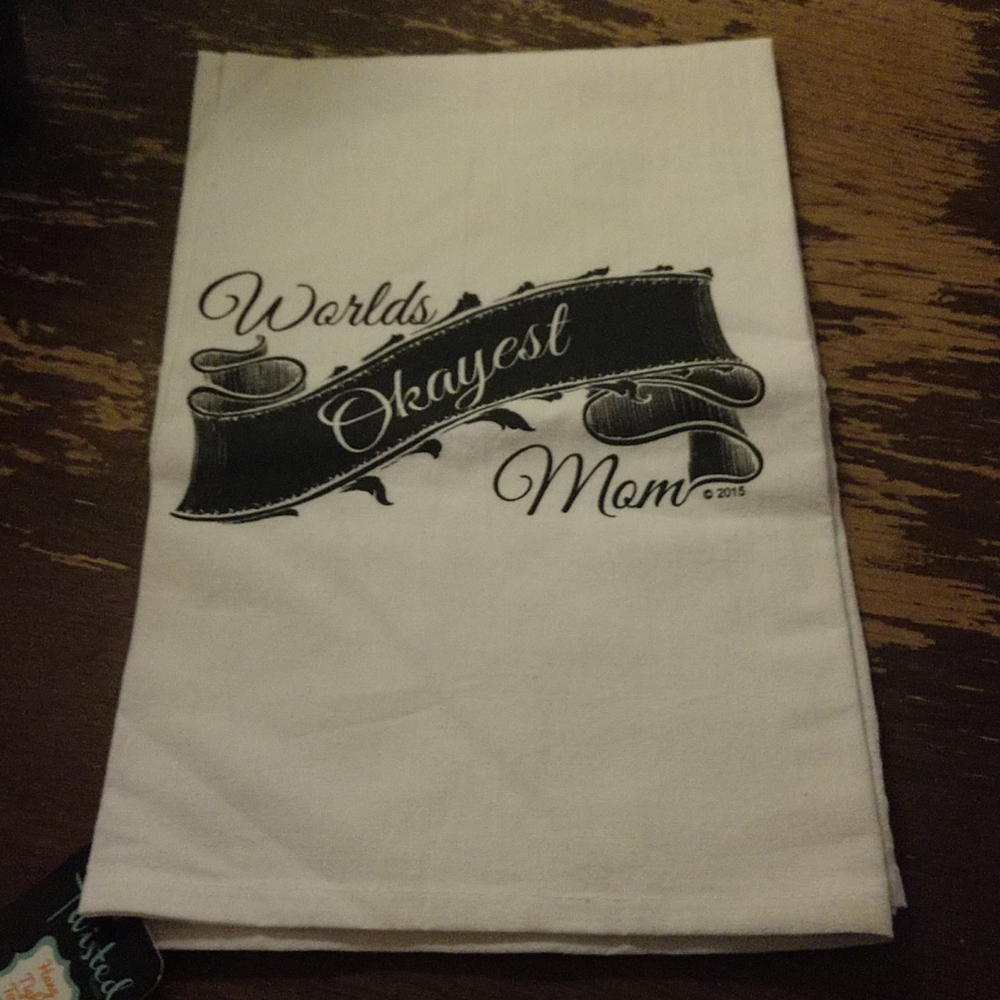 Twisted ware Hang Tight towel NWT